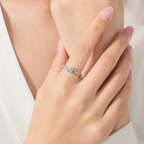 Luxus 925 Sterlingsilber Rund Brillantschliff Zirkonia Verlobungsring Für Damen Elegante Vier Krappen Eingelegt Mode Schmuck Hochzeitsring