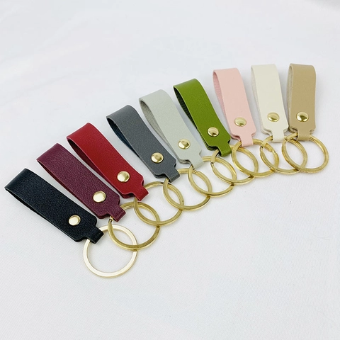 PU Leather Keychain Minimalist Solid Color Key Ring With Metal Rivet For Car Keys Bag Hanging Ornament For Couples