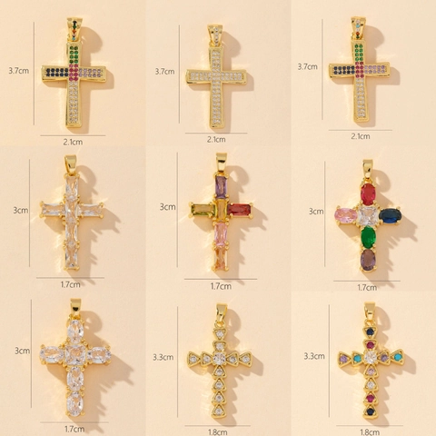 Ciondolo A Croce In Rame Placcato Oro Zircone Colorato Fascino A Cuore Gioielli Di Moda Religiosa Donne Stile Di Lusso Regalo Elegante