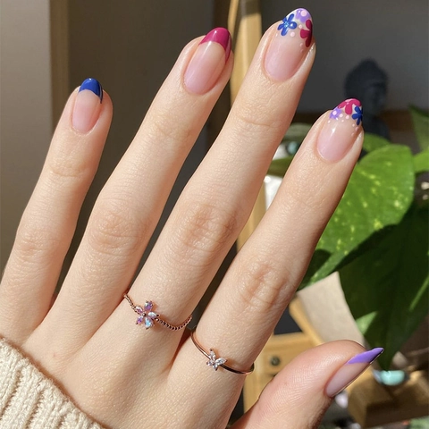French Tip Press On Nails With Flower Pattern Multi Color Simple Sweet Style Fake Nails For Women DIY Manicure