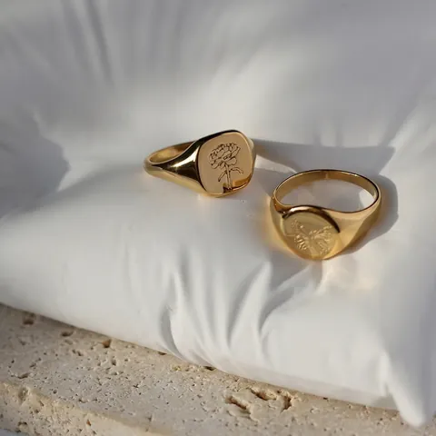 Vintage Signet Ring Titanium Steel 18K Gold Plated Butterfly Flower Engraved Retro Aesthetic Jewelry For Women Men