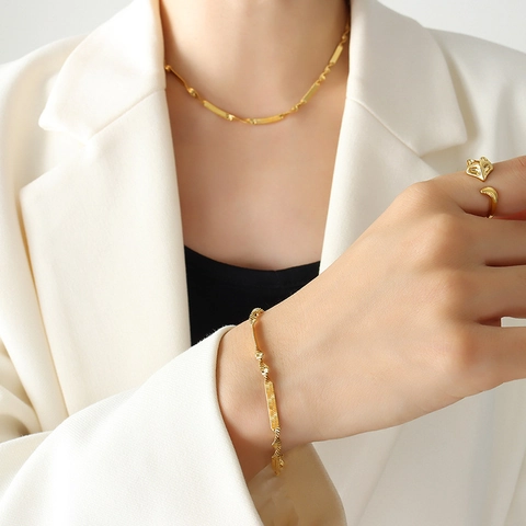 Twisted Blade Chain Necklace And Bracelet Titanium Steel Gold Plated Minimalist Elegant For Women