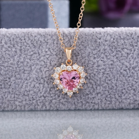 Collar con Colgante de Corazón Rosa Minimalista Joyería de Cobre Strass para Mujer Fresco Dulce Tono Dorado Cadena de Corazón Accesorios Diarios