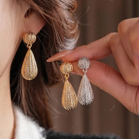 Boucles D'oreilles Pendantes Vintage En Forme De Larme Avec Tige En Argent Cuivre Zirconium Élégant