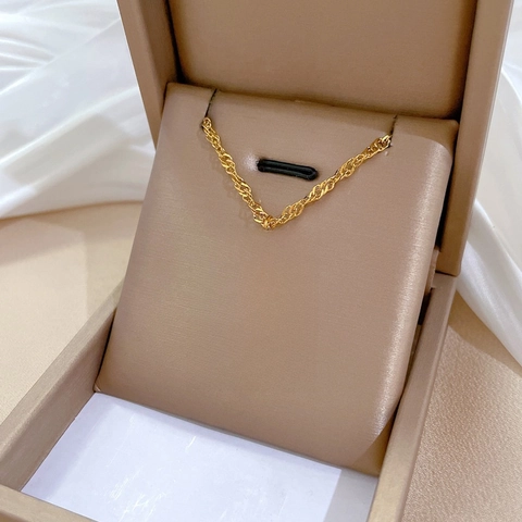 Collar Con Colgante De Cruz De Acero De Titanio Minimalista Cadena De Ondas Pulida Joyería Para Mujeres Hombres