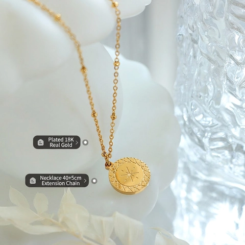 Collana Con Pendente a Stella in Acciaio al Titanio Minimalista per Donna Collana a Medaglione Bussola Placcata in Oro 18K