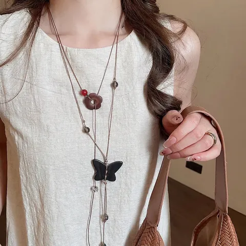 Collana Lunga Pendente Farfalla Fiore In Legno Etnica Retrò Donne Vintage Boho Catena Maglione Perle Vetro Corda Intrecciata