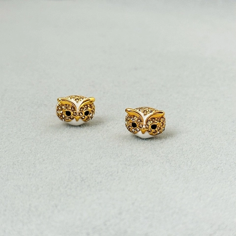 Boucles D'Oreilles Puces Hibou Délicates En Laiton Avec Zircon Étincelant Et Émail Blanc Couleur Contrastée Bijoux Pour Femmes