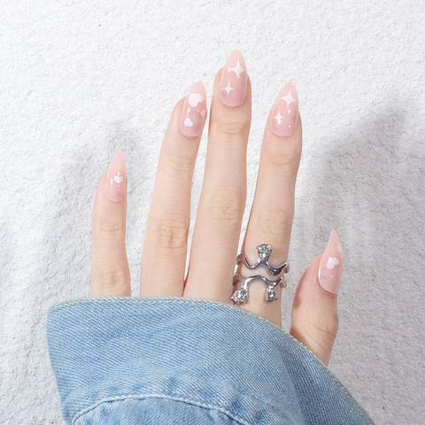 Unghie Finte Rosa Forma Mandorla Appuntita Con Motivi Cuore E Stella Design Dolce Minimalista Per Donna Manicure Fai Da Te