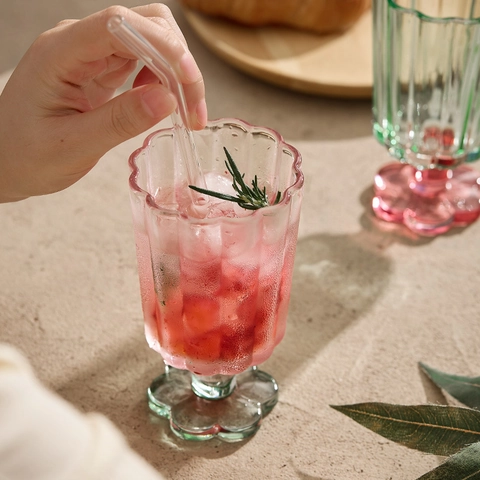 Calice In Vetro Rigato Con Base A Fiore Bicchiere In Cristallo Retrò Con Cannuccia In Vetro Per Bevande Fredde Succo Vino Cocktail