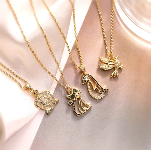 Collares Con Colgante De Animales De Moda Para Mujer Cobre Circón Incrustado Gato Tortuga Pingüino Pájaro Clavícula