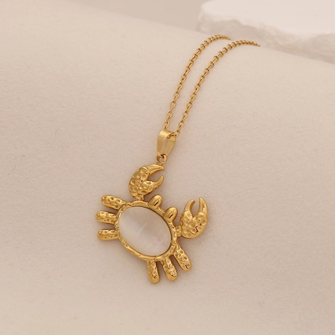 Stainless Steel Ocean Animal Pendant Necklace With White Cat Eye Stone Gold Plated Sea Turtle Seahorse Jewelry For Women