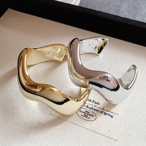 Bracciale Polsino Aperto Onda Irregolare Lega Metallo Lucidato Specchio Grosso Geometrico Minimalista Gioielli Donna Moda