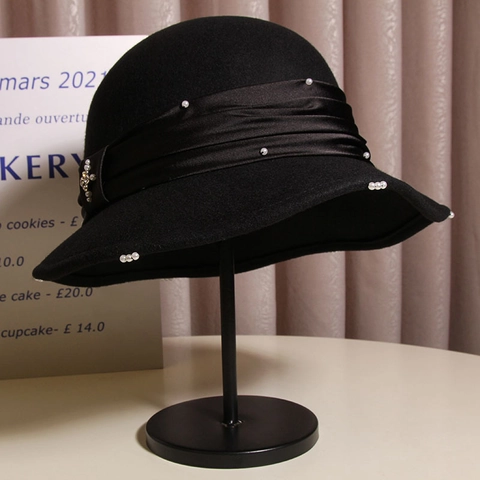 Vintage Wollmischung Cloche Hut Damen Elegant Hepburn Stil Rüschenrand Künstliche Perle Schleife Herbst Winter Hut