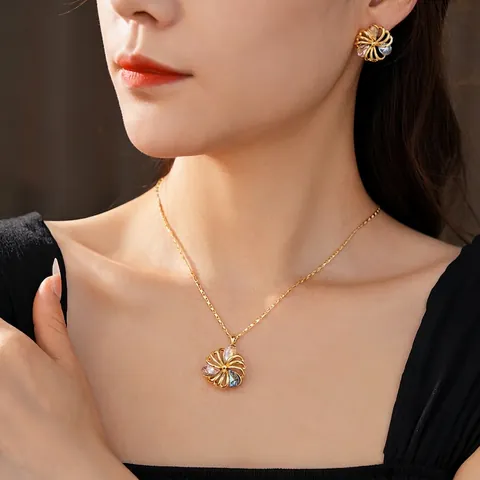 Vintage Hollow Flower Jewelry Set Copper Multi Color Zircon Necklace Earrings With Silver Earring Post For Women Elegant