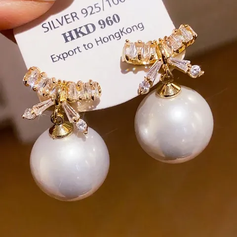 Orecchini A Perno Con Fiocco E Künstliche Perle Stile Vintage Palazzo Lega Placcata Oro Con Silver Earring Post Per Donna