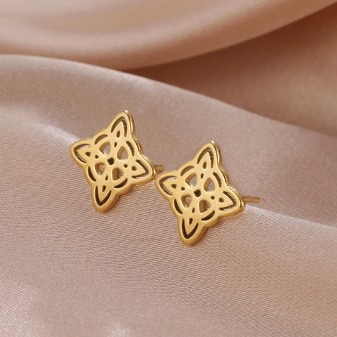 Minimalistische 304 Edelstahl Hexenknoten Ohrstecker Hohl Keltischer Knoten Vierzackiger Stern Geometrische Ohrringe Für Damen Schmuck Geschenk