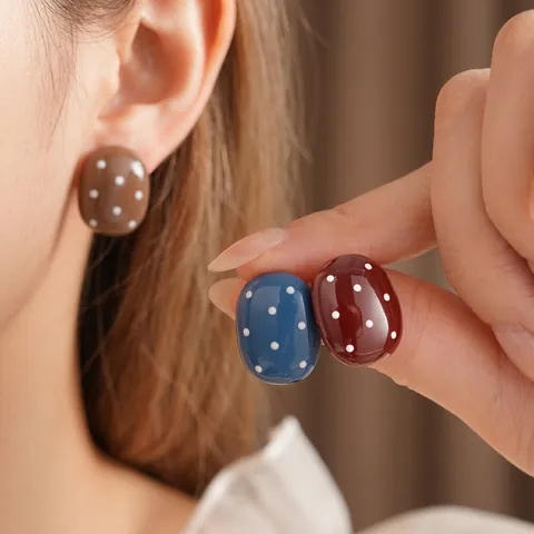Pendientes De Botón Ovalados Con Lunares Retro Con Poste De Plata Aleación Textura Esmalte Joyería Estética Para Mujeres