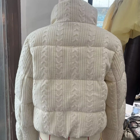 Women Padded Jacket Cable-Knit Texture Stand Collar Zipper Long Sleeve Warm Casual Winter Outerwear Solid Color