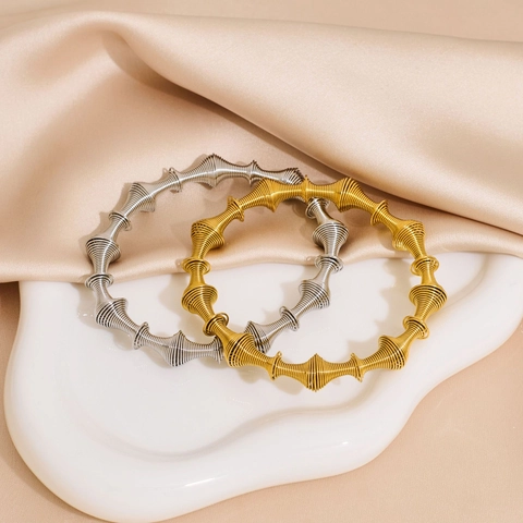 Brazalete De Acero Inoxidable Espiral Resorte Geométrico Joyería Minimalista Para Mujeres