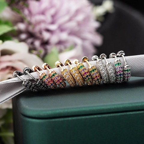Kupfer Huggie Hoop Ohrringe Mit Micro Pave Zirkonia Bunt Funkelnd Geometrischer Schmuck Für Damen