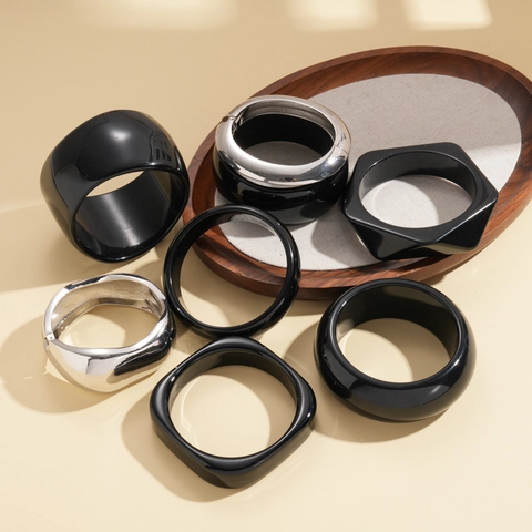 Geometrische Chunky Hars Bangle Armband Minimalistisch Onregelmatig Rond Breed Handsieraden Voor Vrouwen Mode Accessoire