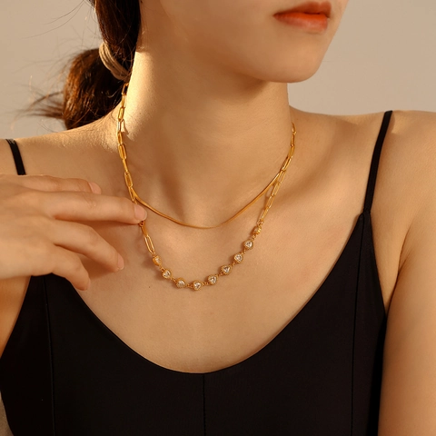 Collar de Doble Capa de Acero Inoxidable con Corazón de Circonia para Mujer Chapado en Oro Elegante Joyería de Lujo