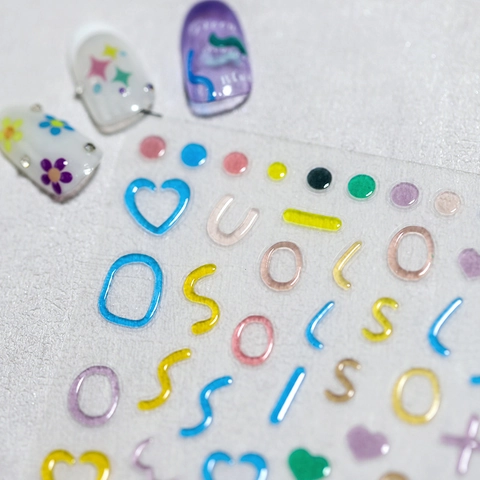 Adesivi Nail Art 3D Rilievo Goffrato Floreale Cuore Stella DIY Manicure Decorazione Autoadesivo PET