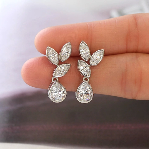 Korean Style Copper Zirconia Leaf Water Drop Dangle Earrings Elegant Sweet Plant Design Women Fashion Jewelry Silver Color