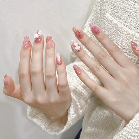Handgefertigt Französisch Rosa Verlauf Press On Nails Mit Weißen 3D Rose Künstliche Perlen Golddraht Glitzer Elegante Coffin Kunstnägel Damen