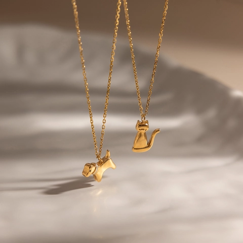 Collana con Pendente in Acciaio Inossidabile Minimalista Placcata Oro 18K Gatto Cane Animale Gioielli per Donna Accessorio Artistico