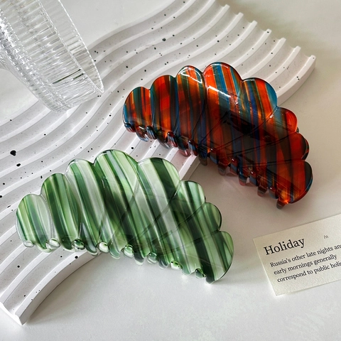 Pinza De Pelo Grande De Acetato Borde Ondulado Forma De Concha Rayas Coloridas Patrón De Mármol Elegante Para Mujeres