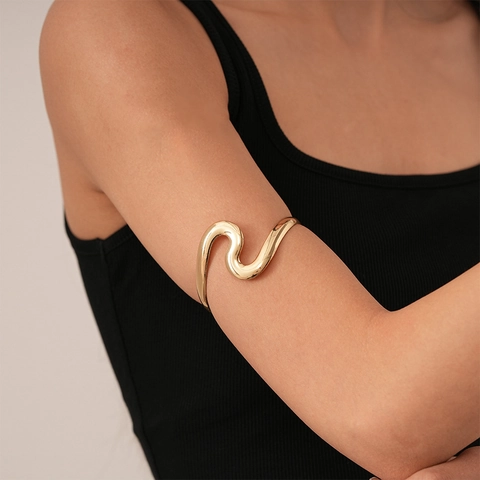 Open Armmanchet Armband Golfvorm Legering Geometrisch Onregelmatig Verstelbare Bangle Voor Dames Minimalistisch Chic