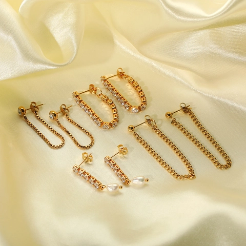 Orecchini A Catena Con Nappa In Acciaio Inossidabile Placcato Oro 18K Con Zircone E Perla Artificial Gioielli Eleganti Da Donna