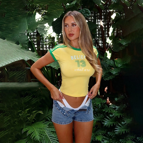 Women Slim Fit Crop Top T-Shirt Yellow And Green Contrast Binding Letter Print Streetwear Short Sleeve Polyester