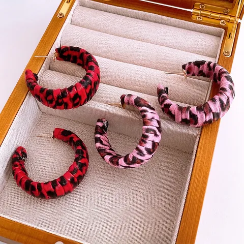 Vintage C-Ohrringe Mit Leopardenmuster Leder Umwickelt Und 925 Sterling Silber Ohrstecker Für Damen
