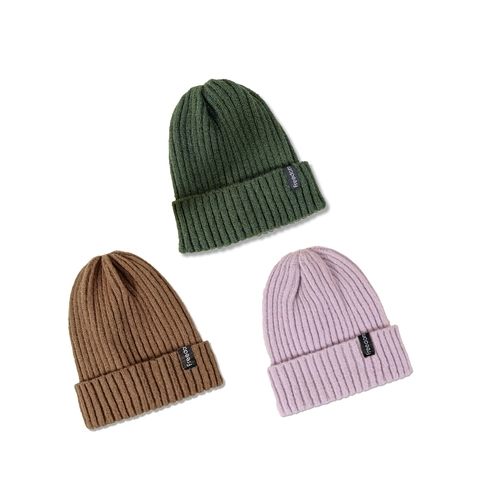 Knitted Beanie Hat Ribbed Acrylic Warm Winter Cuffed Skull Cap With Freedom Label For Men And Women