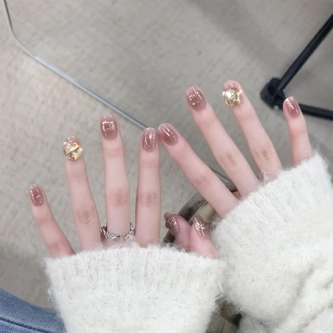 Nude Bruine Ombre Plaknagels Met Strass Cat Eye Glitter Elegante Kunstnagels Voor Dames Dagelijks Gebruik Feest Gelegenheid