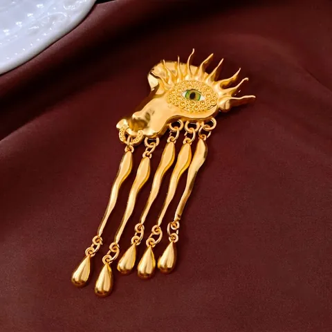 Surrealistische Augen Brosche Legierung Strass Vintage Nische Design Anzug Pin Für Frauen Quasten Schmuck Zubehör
