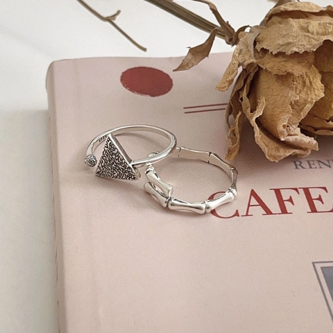 Anillo Ajustable de Plata de Ley 925 para Mujer Diseño Minimalista de Bambú Textura Triangular Anillo de Dedo Abierto Geométrico Joyería Regalo