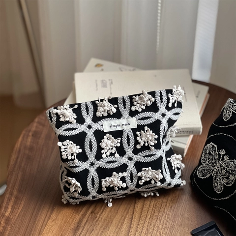 Borsa Trucco Ricamata Tela Cotone Lino Farfalla Fiore 3D Pochette Cosmetica Con Cerniera Organizzatore Portatile
