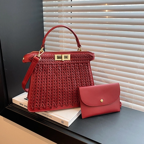 Woven PU Leather Handbag With Golden Lock Top Handle Shoulder Crossbody Bag For Women Versatile High-end Style