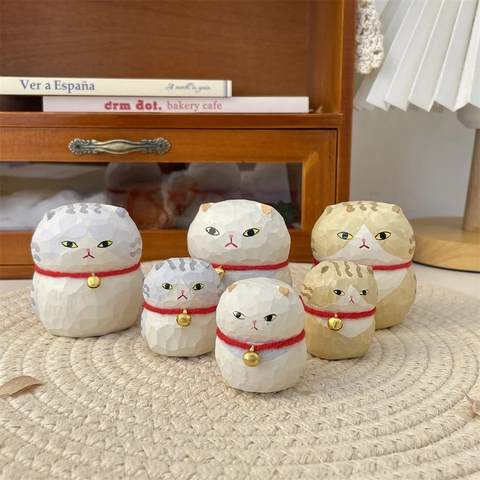 Hand-Carved Basswood Cat Figurine With Bell And Red Rope Q-Version Kitten Desktop Ornament Car Interior Decor Healing Style Gift