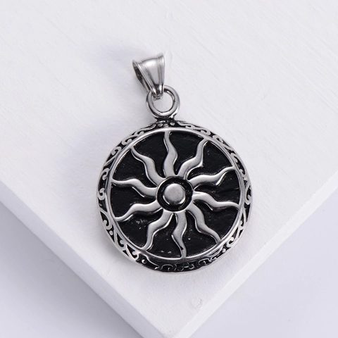 Collana Con Ciondolo Dio Del Sole Punk Retrò Acciaio Inossidabile 304 Motivo A Raggiera Gioielli Stile Gotico Mitologico Per Uomini