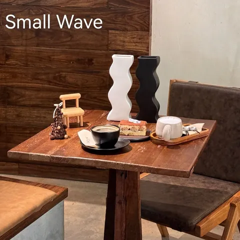Modern Ceramic Vase Wave Curved Lotus Root Shape Matte Minimalist Home Living Room Desktop Office Decor