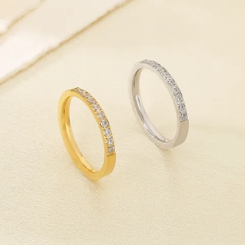 Anello Minimalista In Acciaio Inossidabile Con Zirconia Cubica Fascia Mezza Eternità Donna Impilabile Matrimonio Gioielli Coppia