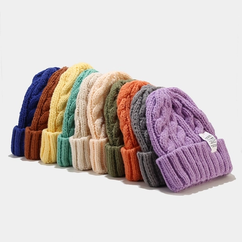 Cable Knit Beanie Hat Acrylic Chunky Warm Slouchy Winter Headwear With Decorative Patch Unisex Solid Color