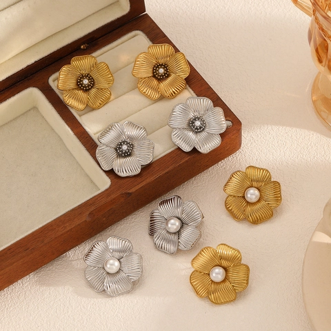 Vintage Flower Stud Earrings Stainless Steel 18K Gold Plated 3D Floral Faux Artificial Pearl Petal Jewelry For Women