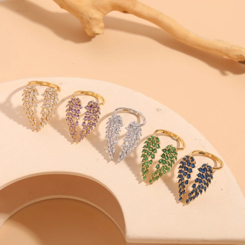 Lussuoso Anello Aperto in Rame Con Zirconia a Forma di Ala per Donna Placcato Oro 14K Anello Regolabile Design Piuma Gioielli
