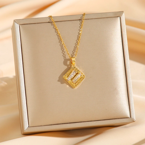 Geometric Square Zircon Pendant Necklace Titanium Steel Minimalist Clavicle Chain Fashion Jewelry For Women